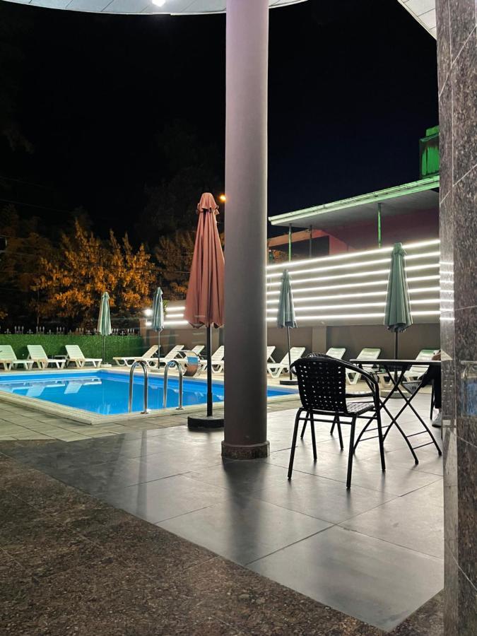 Hotel Condori Kobuleti Exterior photo